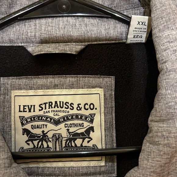 Levi’s Jacket - Picture 3 of 4